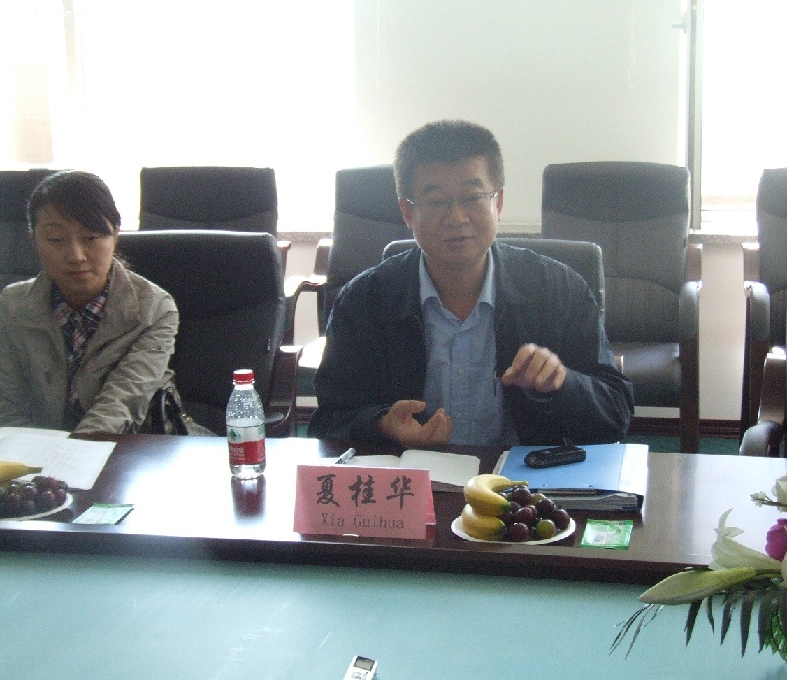 外语系召开2011年科技工作座谈会