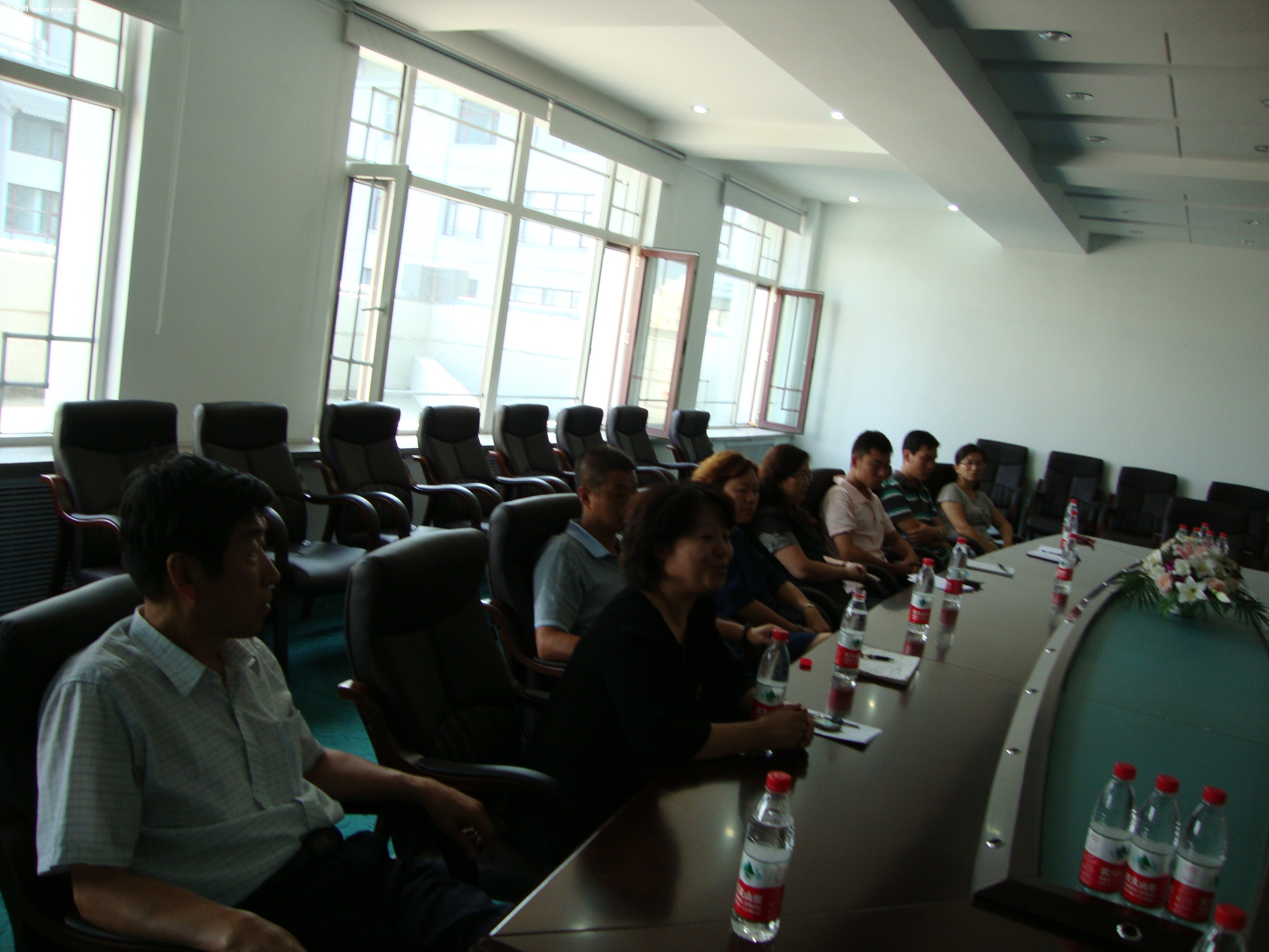 外语系新生家长座谈会顺利召开