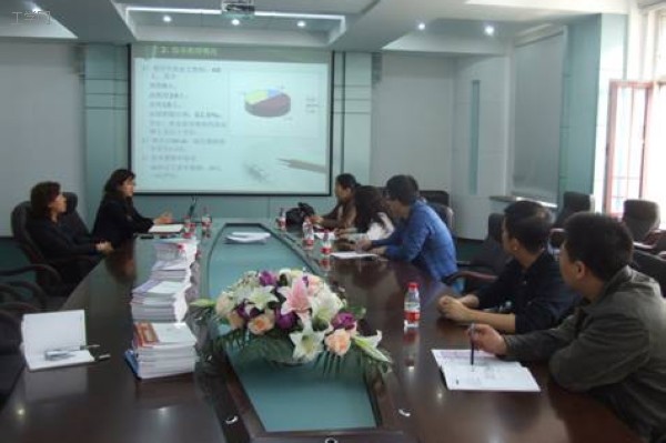 外语系英语专业毕业论文前期工作接受校教务处专家组检查
